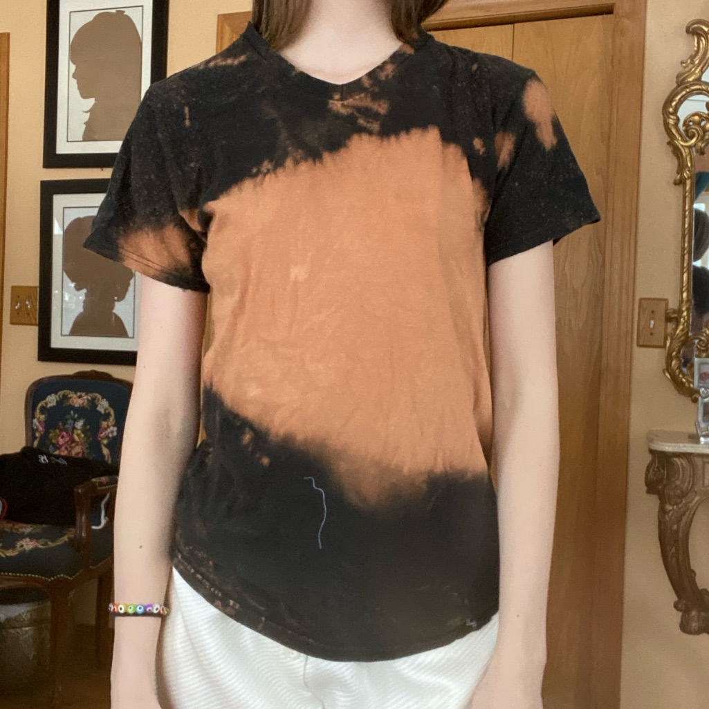 Bleached V Neck